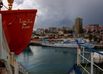 From Crisis to Compromise: Syria’s Caretaker Government Imports Oil from Kurdish-Held Territories