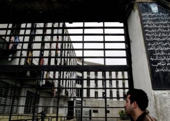 Lebanon Prepares to Extradite 700 Syrian Prisoners 