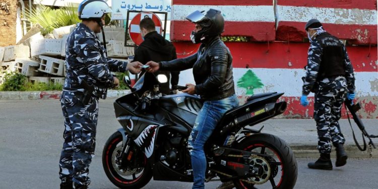 Lebanese Army Blocks Syrian Smuggling, Arrests Armed Suspects