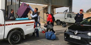 Over One Million Syrians Return Home, But Displacement Continues – UN