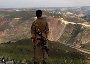 Israeli Army Announces Deployment in Southern Syria