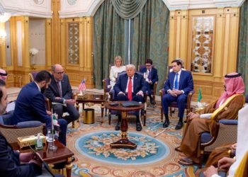 Trump Urges Syrian President to Expel ‘Palestinian Terrorists,’ Take Over ISIS Prisons