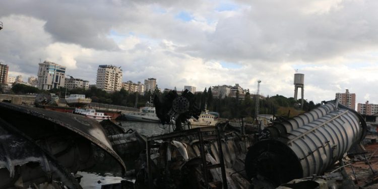 Israeli Warplanes Launch Airstrikes in Western Syria