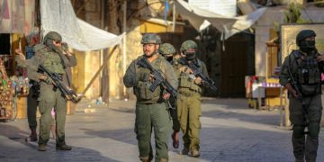 Israeli Army Detains Two Youths in Southern Syria