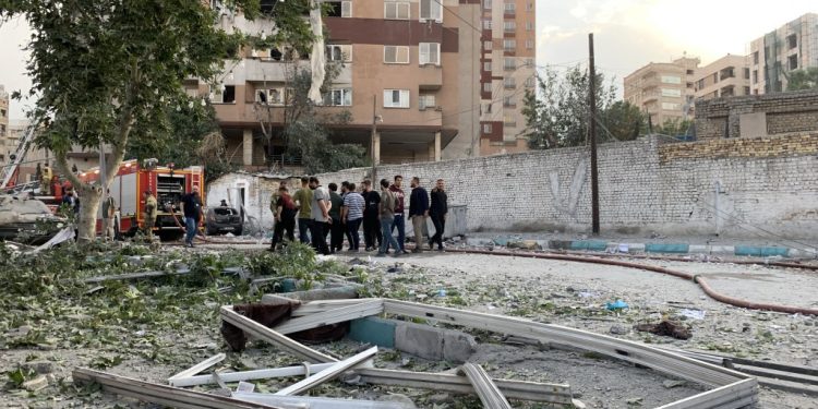 Israel Launches Large-Scale Attack on Iran, Targets Top Security Officials