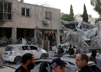 Over 100 Dead and Injured in Iranian Missile Strike on Israel