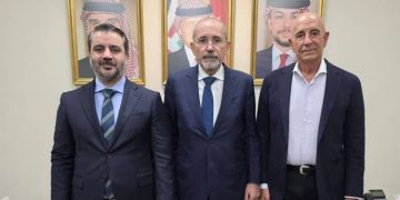Syrian Foreign Minister, his Jordanian counterpart, and the U.S. envoy to Syria during trilateral talks in Amman. (Photo: Petra News Agency)