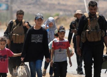 Syria Evacuates Dozens of Bedouin Families from Suwayda to Rural Daraa