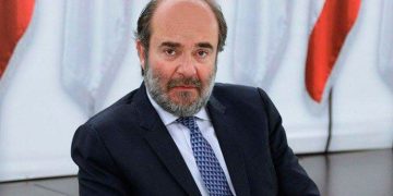 بعد إعتراض سوريا.. نائب لبناني: “فلنبني المزيد من الأبراج”