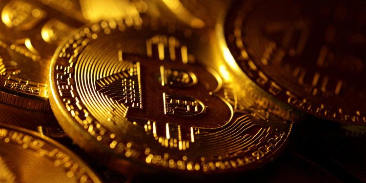 قفزة في سوق العملات الرقمية.. “البيتكوين” تُلامس 60 ألف دولار