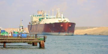 مصر تجذب الدولارات إليها: العين على غاز المتوسّط واستثمارات الخليج