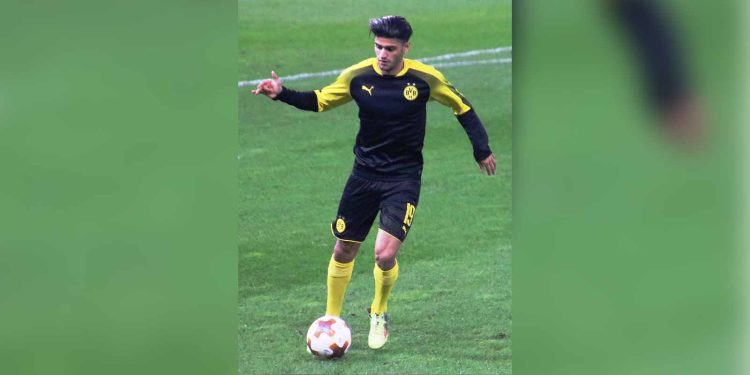قبل مواجهة ميانمار.. محمود داوود يغادر معسكر المنتخب السوري