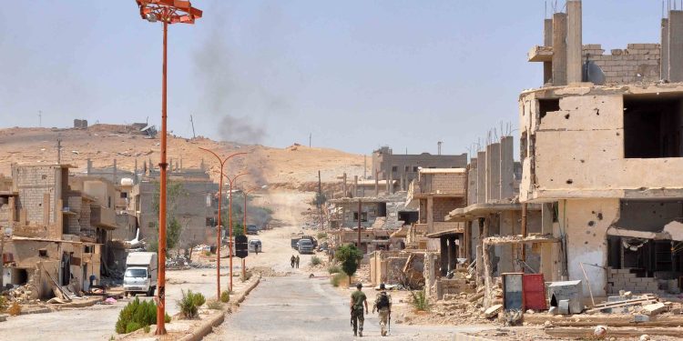 ضحايا مدنيون بانفجار ألغام في البادية السورية