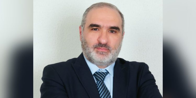 محلل لبناني: الحرب الكبرى مع إسرائيل “قادمة” والحكومة “دون المستوى”