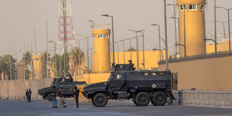 السفيرة الأميركية.. الولايات المتحدة لم تنجز عملها بشكل أساسي في العراق