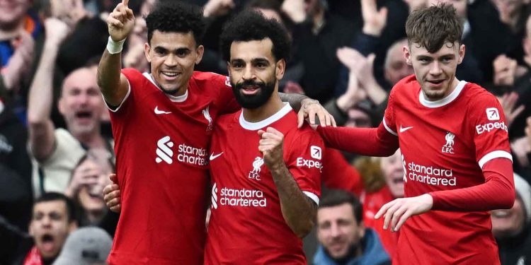 آرسنال يهدي صدارة الدوري الإنجليزي لليفربول بعد تعادله سلباً مع مانشتسر سيتي