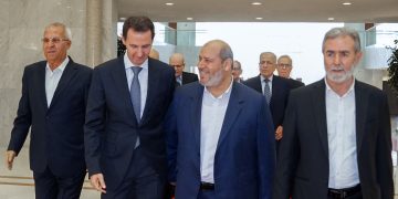 “حماس” تنفي استعداد قادتها للانتقال إلى سوريا
