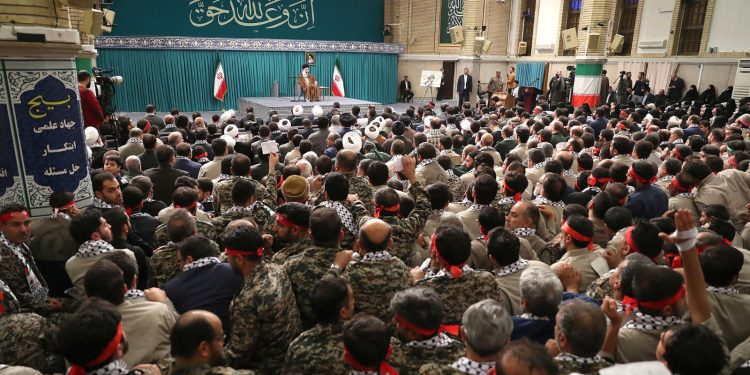 صحيفة أميركية: إيران تلقت أول ثمن حقيقي لحربها في الشرق الأوسط