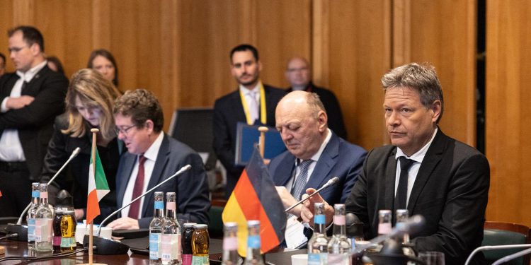 إيطاليا تستغني عن الغاز الروسي: الأسعار عقبة أساسية