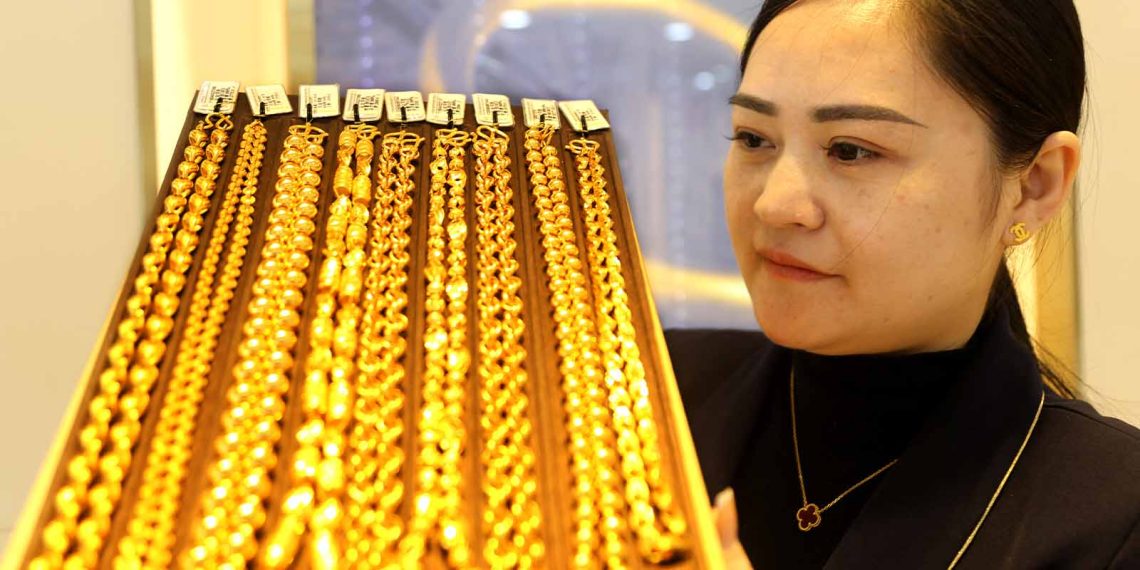بأكثر من 15 في المئة.. ارتفاع في السعر العالمي للذهب