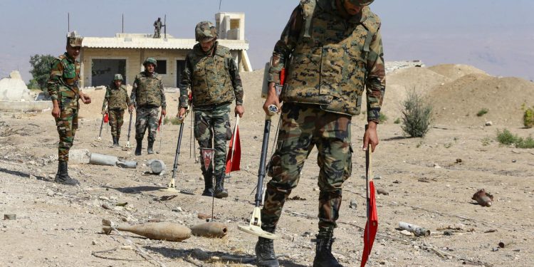 قتلى من “الدفاع الوطني” بانفجار لغم في البادية السورية