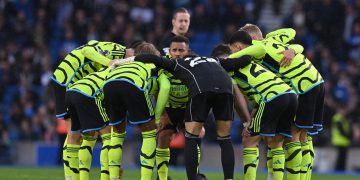 آرسنال يواصل التوهج ويقفز لصدارة الدوري الإنجليزي مؤقتاً