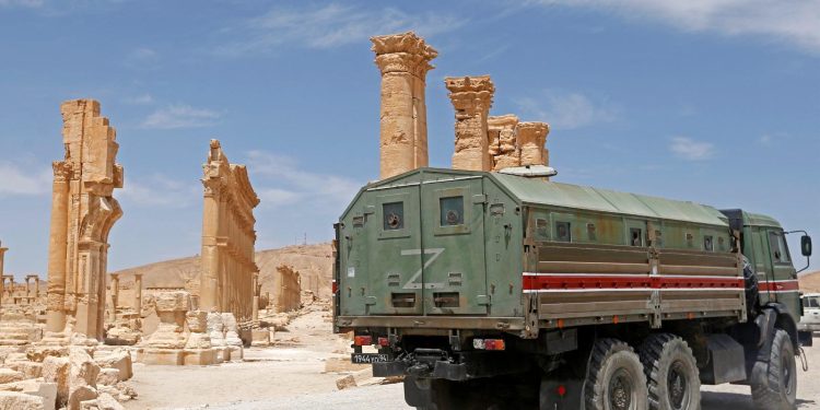 تنظيم “داعش” يواصل هجماته على نقاط للحكومة في البادية السورية