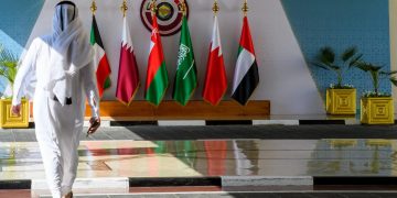 دول الخليج تسعى لمنع توسع الصراع في الشرق الأوسط