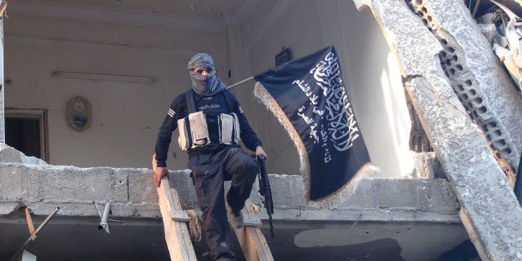 سوريا.. جرحى مدنيون بانفجار في ريف دير الزور
