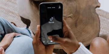 “بايت دانس” الصينية: نغلق تيك توك ولا نبيعه للأميركيين