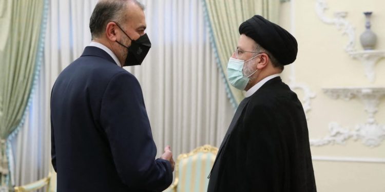 رسمياً.. إيران تعلن مقتل رئيسي ووزير خارجيتها في تحطم المروحية