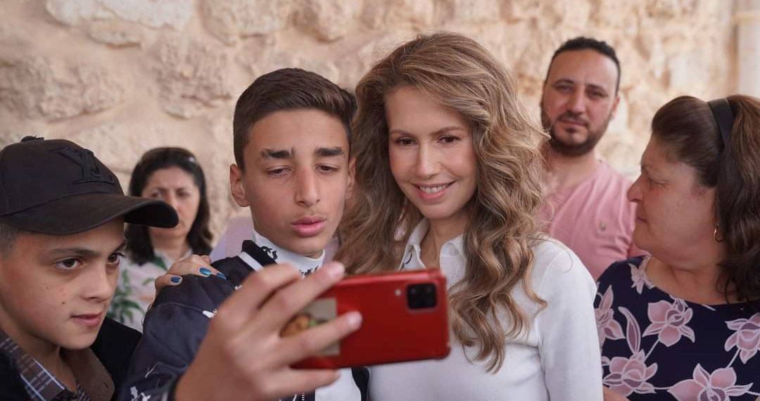 أسماء الأسد تصاب بمرض خطير يعزلها عن المجتمع