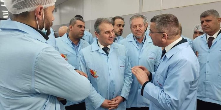 الحكومة السورية تفرض ضريبة على استيراد ألواح الطاقة