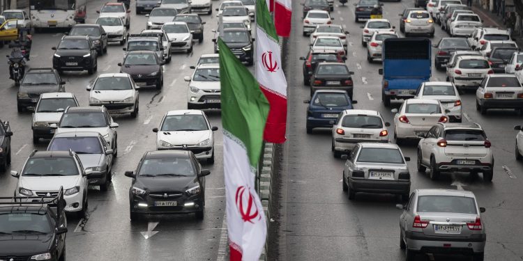 مجدداً.. قاليباف رئيساً لمجلس الشورى الإيراني