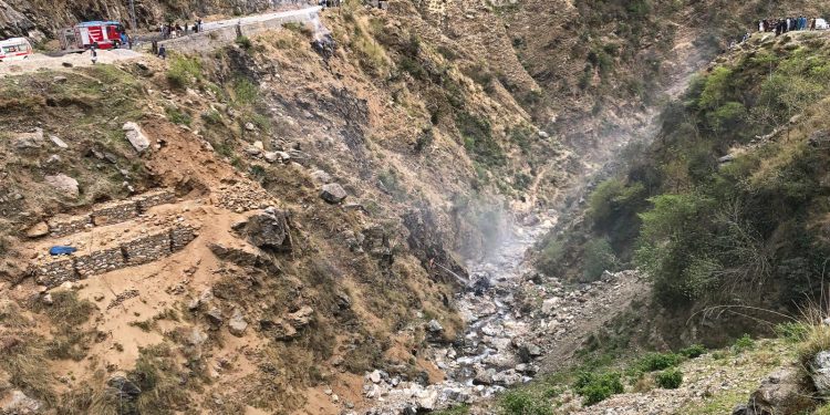 مصرع 27 شخصاً في باكستان جرّاء حادث سيارة