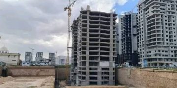 سوق لبيع دفاتر السكن البديل في العاصمة السورية على “الفايسبوك”