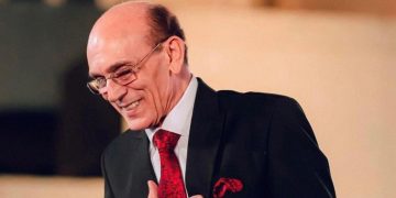أزمة فنية تشتعل بين محمد صبحي والشركة المتحدة