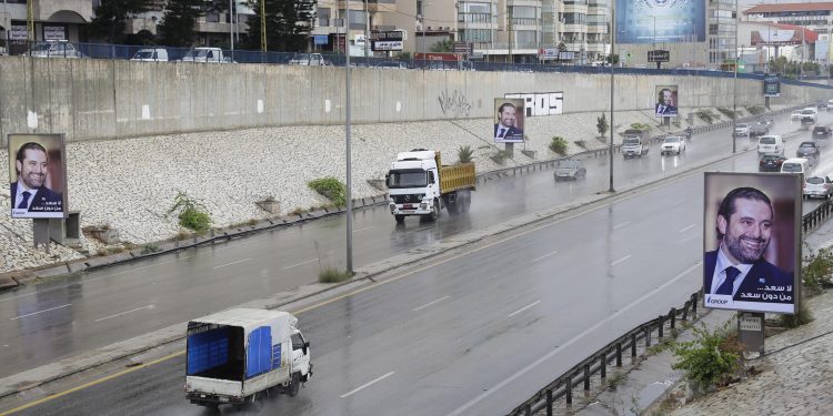 مطار بيروت يشهد اضطرابات بسبب الأوضاع الأمنية المتوترة