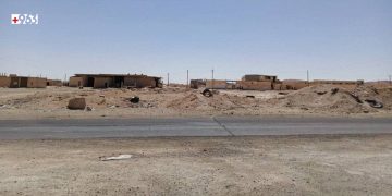 مقتل 3 أشخاص بينهم قيادي في فصيل موالٍ لإيران وسط سوريا