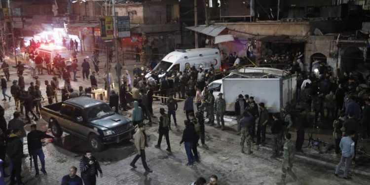 قتلى وجرحى بانفجار سيارة بريف حلب