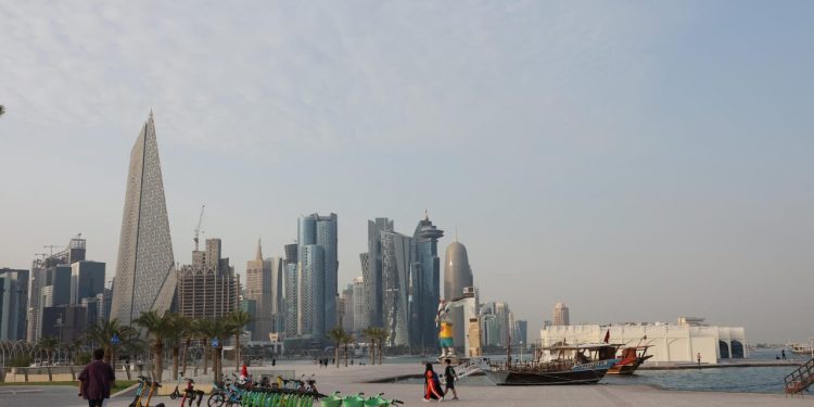 لماذا حظرت قطر عرض فيلم رومنسي؟