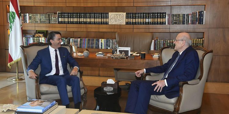موفد الرئيس الأميركي في لبنان لتسوية الجبهة الجنوبية