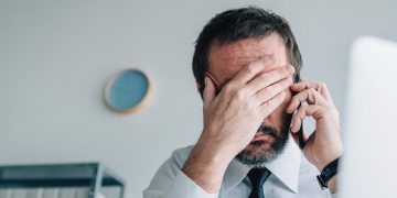 دراسة: هناك صلة بين استخدام الهواتف وأمراض القلب