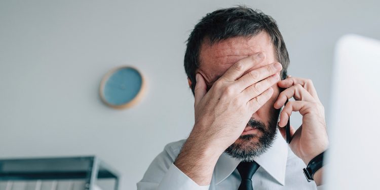 دراسة: هناك صلة بين استخدام الهواتف وأمراض القلب