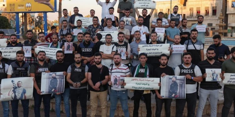 سوريا: فصائل موالية لأنقرة تفرج عن الصحافي بكر القاسم