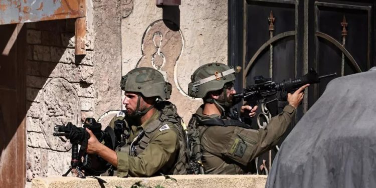 مقتل 9 فلسطينيين في الضفة الغربية