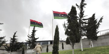 ليبيا تعلن تفكيك شبكة إتجار بالبشر