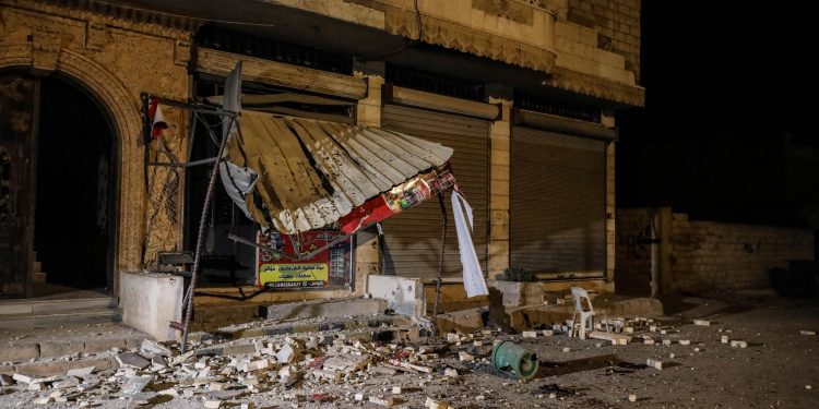 قتيلان وجرحى بقصف للقوات الحكومية شمال غربي سوريا