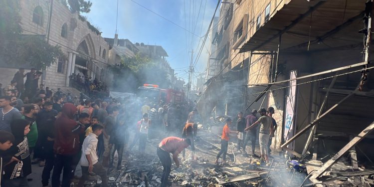 مقتل 28 شخصاً بقصف إسرائيلي على خان يونس جنوب غزة