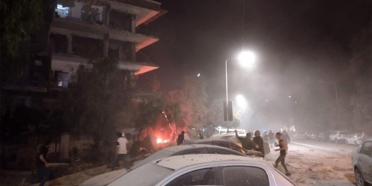 نحو 20 قتيلاً وجريحاً حصيلة القصف الإسرائيلي على دمشق